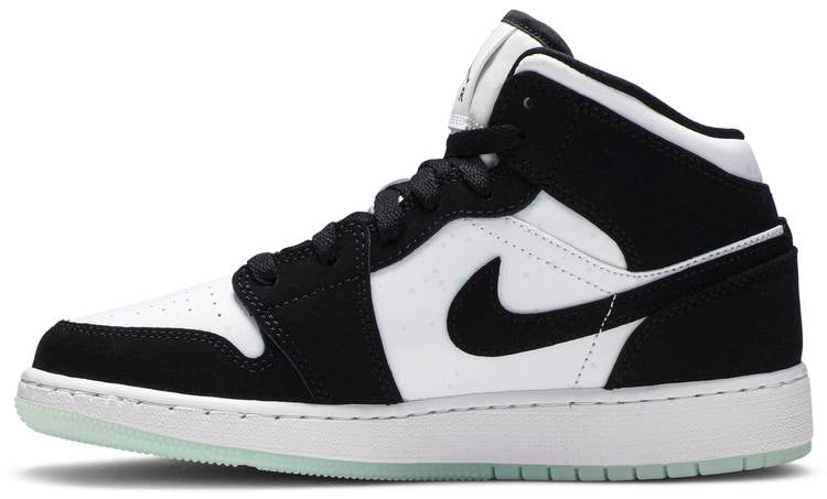 Air Jordan 1 Mid SE GS  Glow in the Dark Panda  BQ6931-103